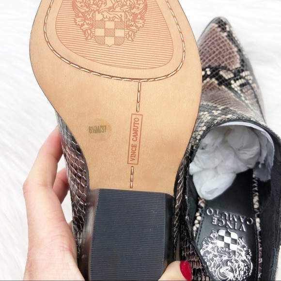 New Vince Camuto Jetera Leather Snake Booties - Picture 6 of 12
